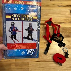 Kids Snow Harness, 3 piece set.  Learn to ski!
